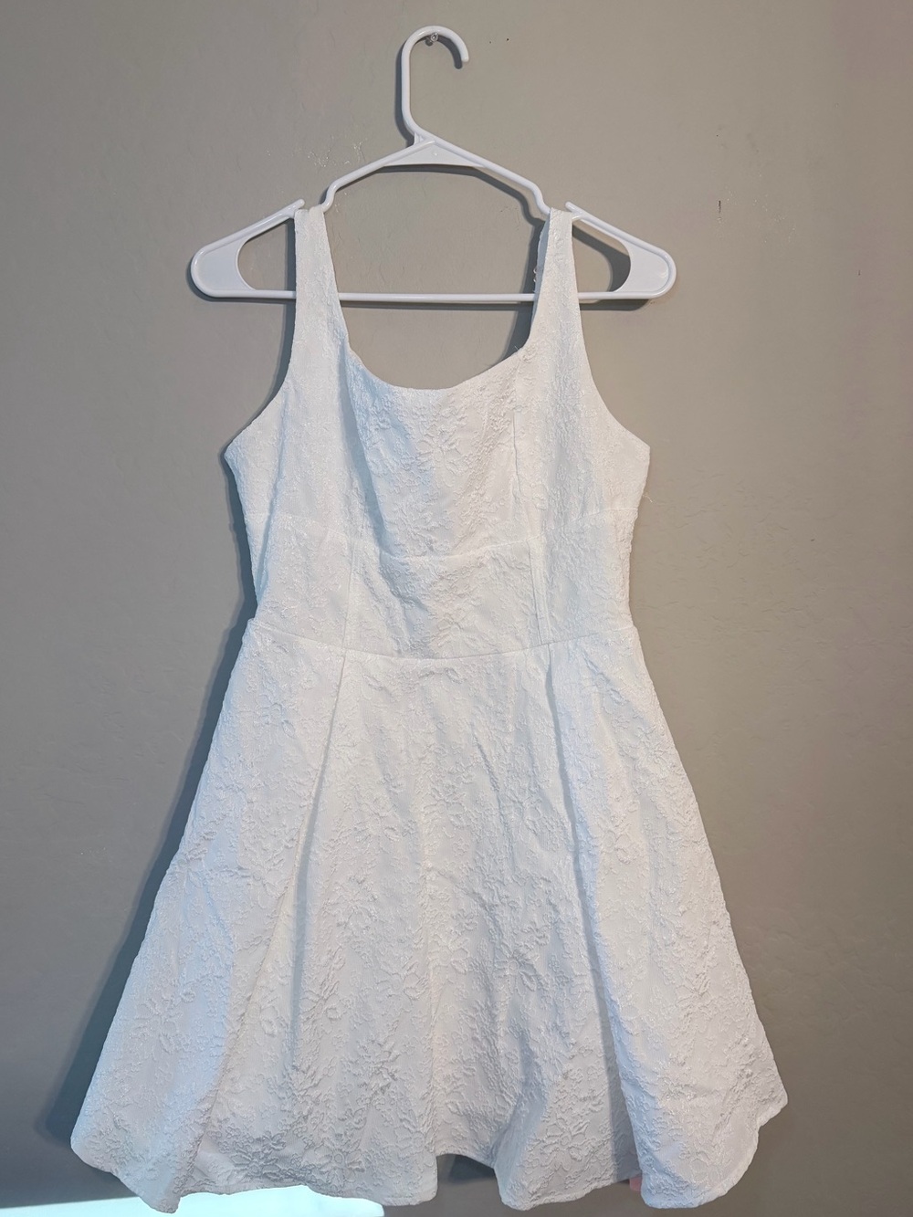 White Textured A-Line Dress size large - Picture 1 of 7